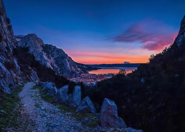 Center Apartment Pia Omis